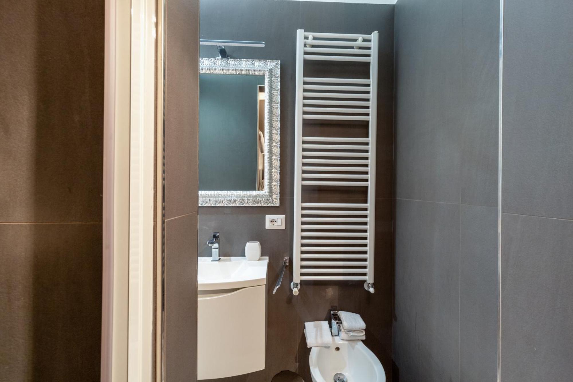 Modern Apartment In Firenze Eksteriør billede